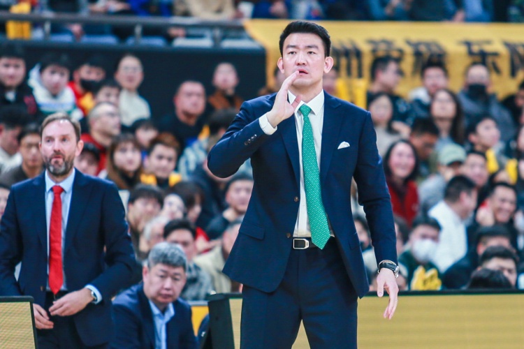 雙核缺陣！廣廈本場僅得74分創(chuàng)賽季新低 此前紀錄為對陣深圳77分