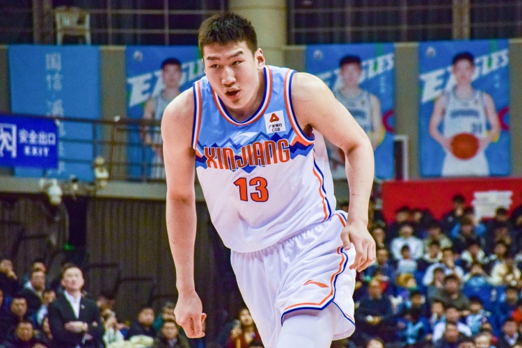 高效輸出！李炎哲半場7中5拿到12分2板1助1斷2帽