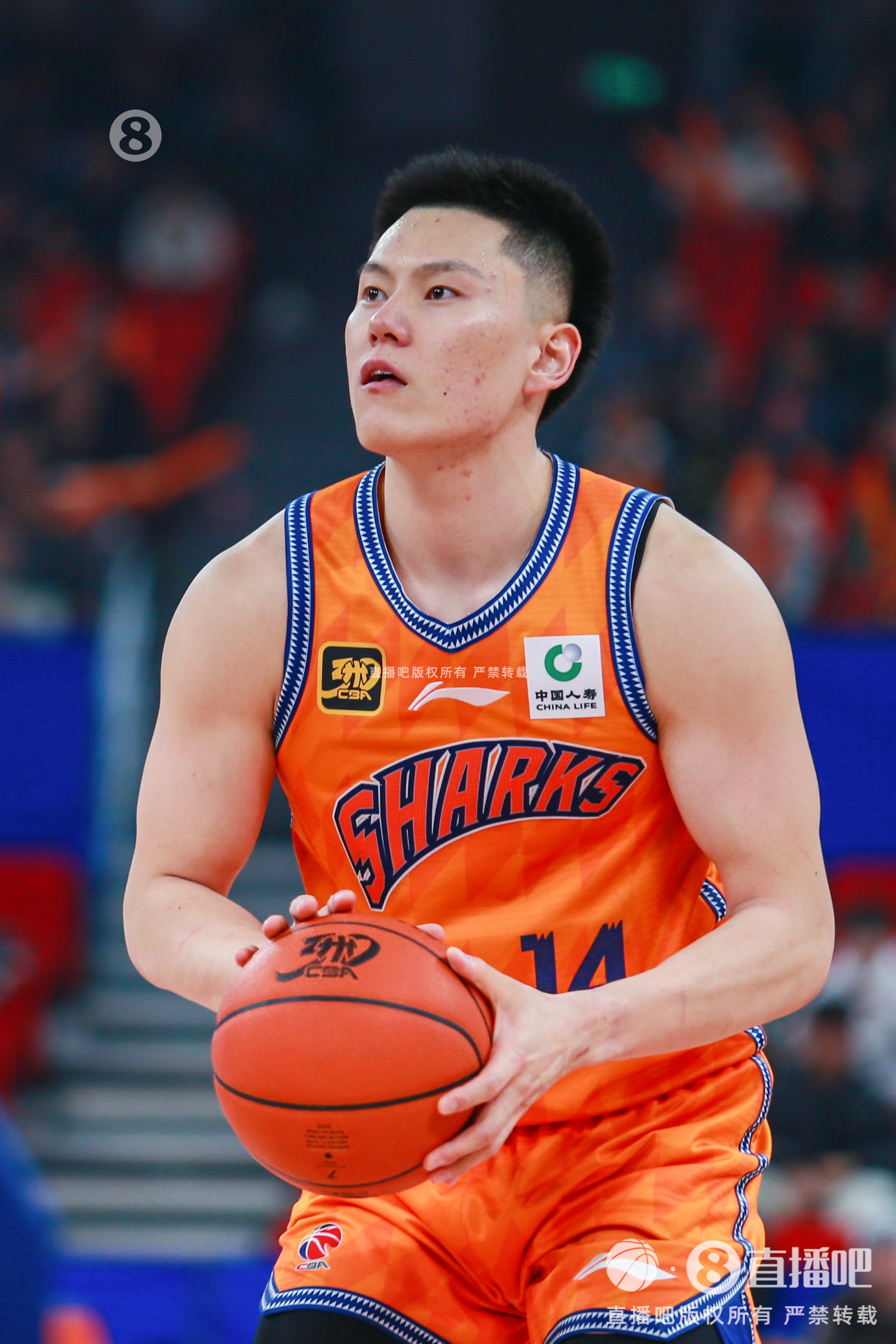 手感火熱！李弘權(quán)半場三分6中5得到15分3板0失誤